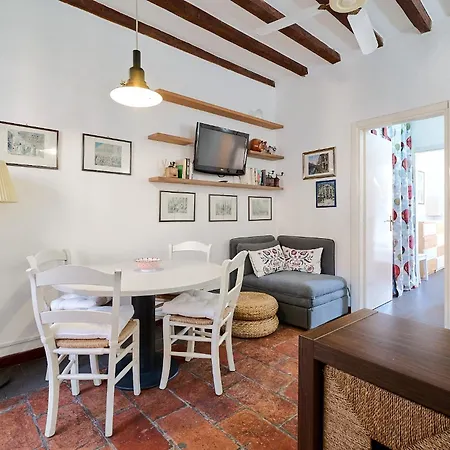 Xenia - Rustic And Cozy In Navigli Milán